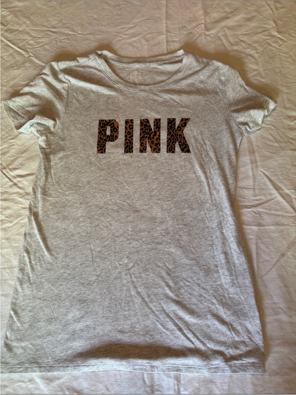 VS leopard logo tee